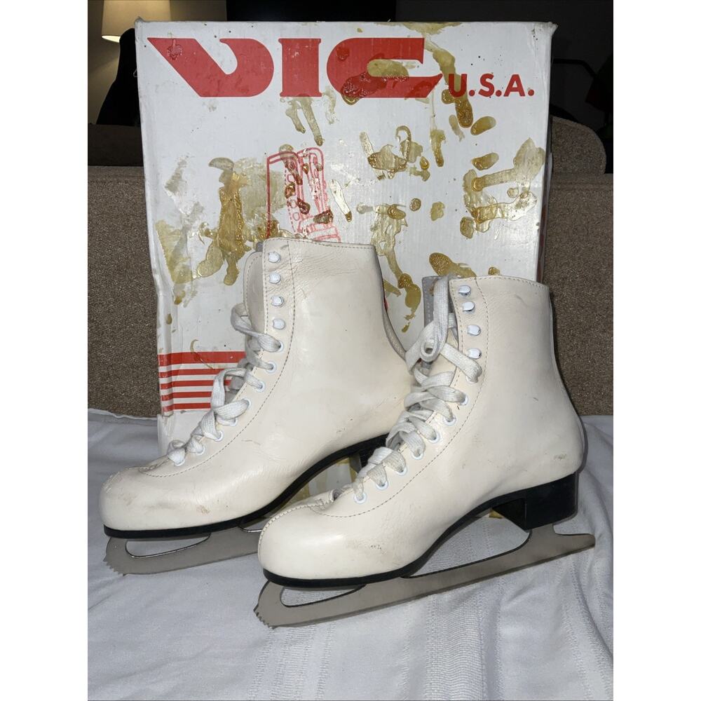VTG VINTAGE VIC USA WOMENS FIGURE SKATES SZ 8 SLM BLADES